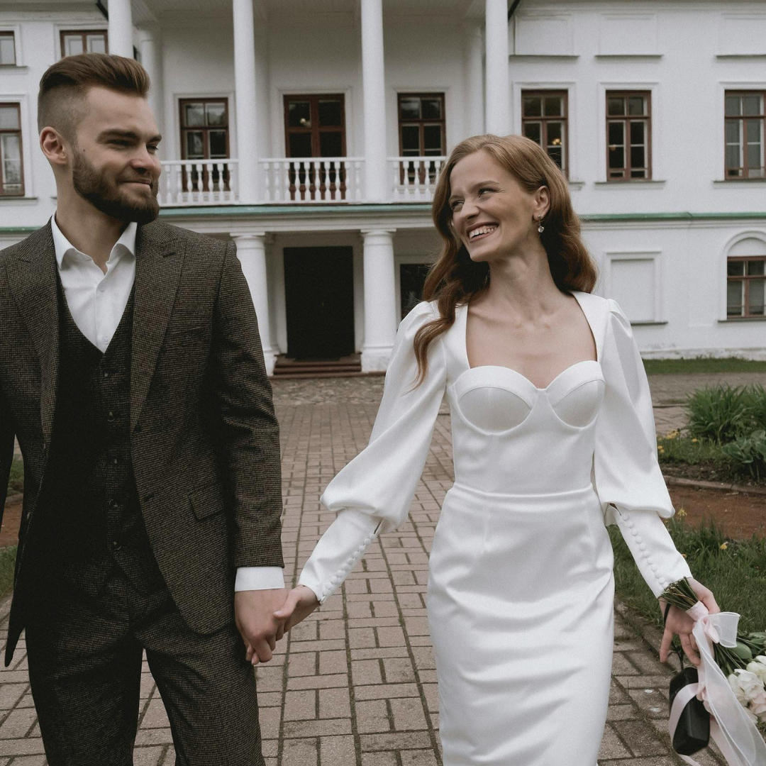Wedding Couple Smiling in front of the Townhall, square